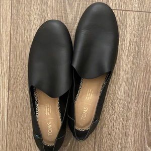 Like new leather toms! Worn 3 times.